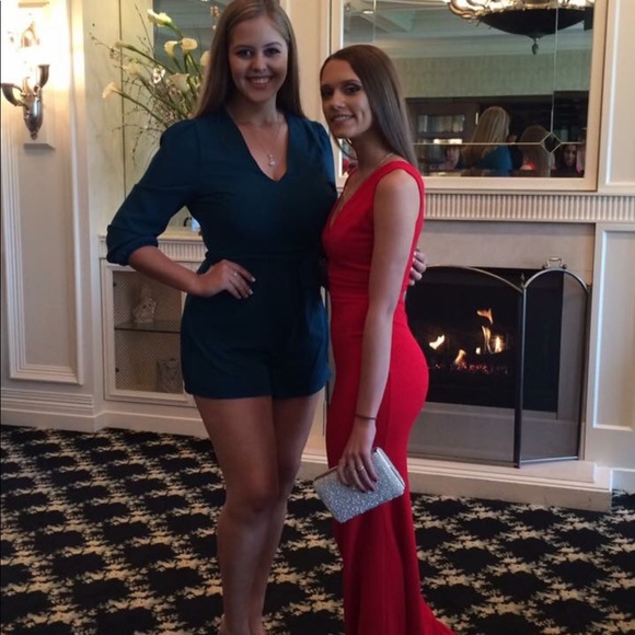 Red long prom dress from Windsor - Picture 6 of 7